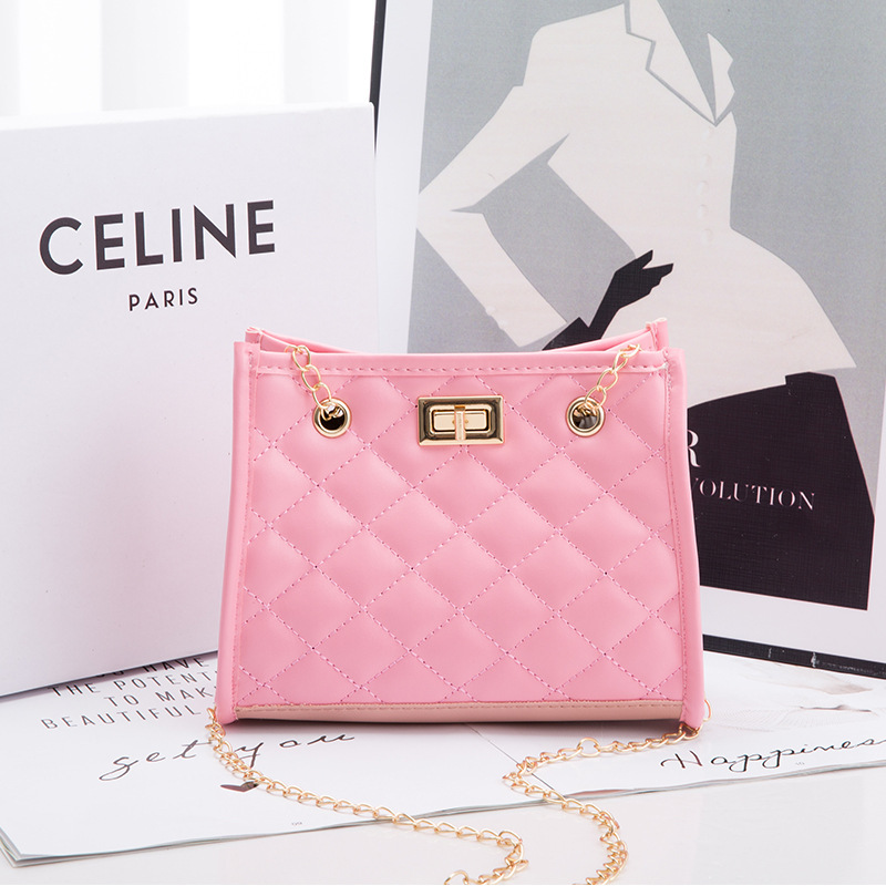 Mini PU chain shoulder bag with rhombus embroidery - Product view 4
