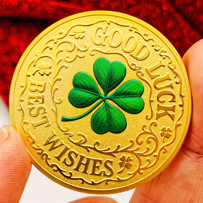 Four-leaf clover commemorative coin with colorful print in gold-plated and silver-plated finishes - Product view 7