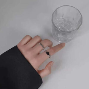 Vintage black frosty heart adjustable alloy ring - Main product view