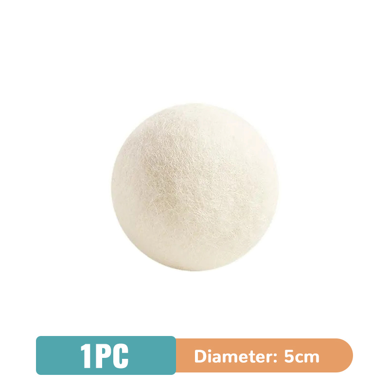 White 100% wool dryer ball with lamb pattern - Product view 4