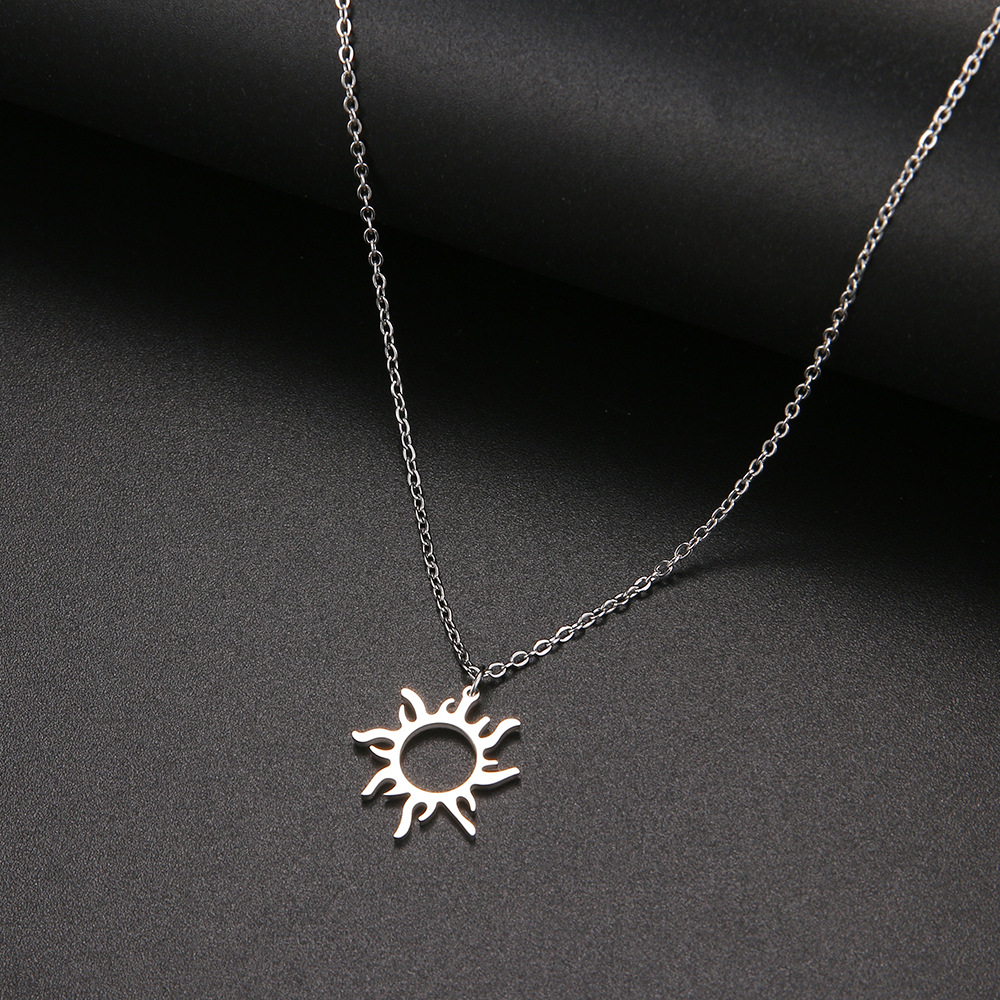 Geometric sun totem pendant necklace in gold or silver - Product view 1