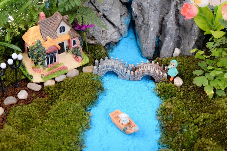 Micro Landscape Ornaments Resin Bridge Craft Ornaments - Product view 7 Mini resin bridge ornament for fairy gardens and miniature landscapes - Product view 7