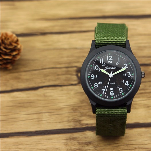 Luminous-hand quartz watch with alloy case and colored strap - Green Belt With A Black Shell