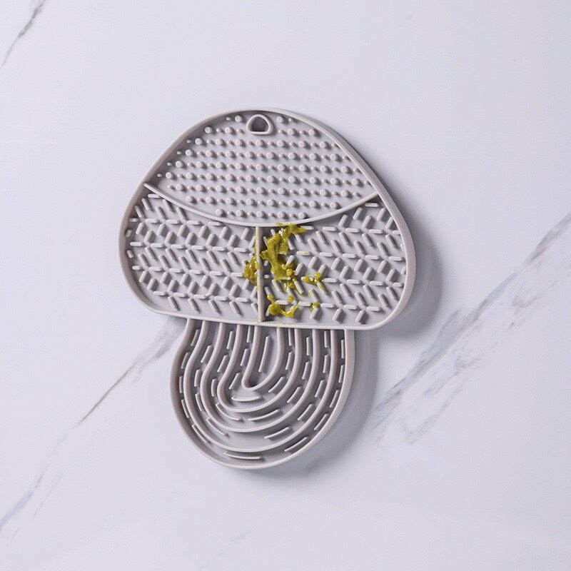 Silicone suction-cup slow feeding mat for pets in fish and mushroom shapes - Mushroom-Gray