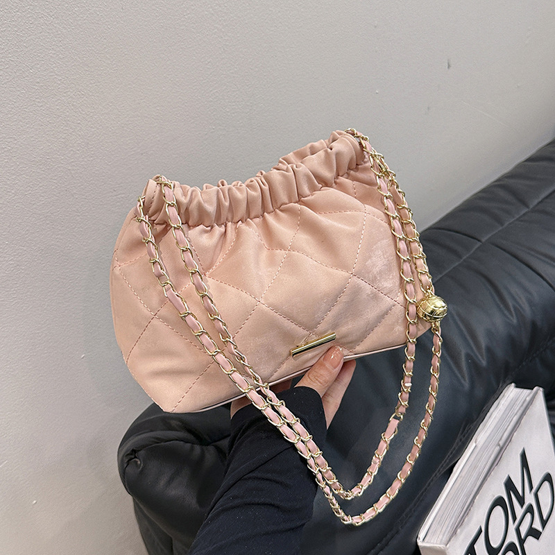 Women's soft PU rhombus chain shoulder messenger bag in white, pink, blue, or black - Pink